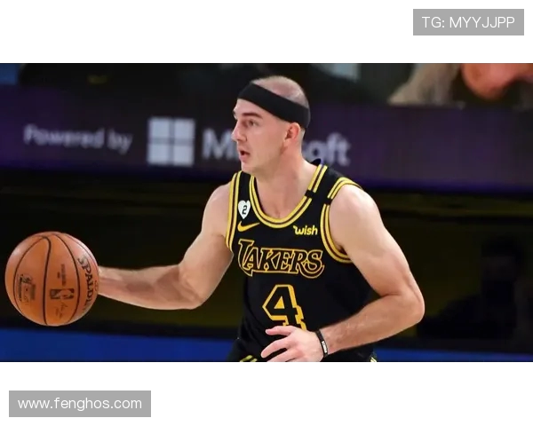 亚历克斯卡鲁索的篮球旅程与职业生涯的辉煌成就分析 亚历克斯卡鲁索的篮球旅程与职业生涯的辉煌成就分析